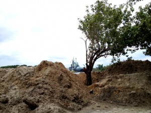 Mounds of dirt occupied Riverfront Park on Wednesday. Photo by Ben Brown. 