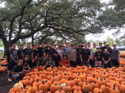 The Topsail baseball team helped unload 3,500 pumpkins. Photo courtesy- Topsail baseball