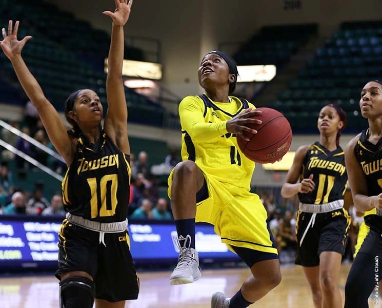 Jasmine Steele. Photo courtesy- UNCW Athletics