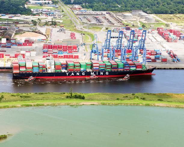 The Yang-Ming Unity called on the Port of Wilmington on Sunday. Photo Courtesy of NC Ports.