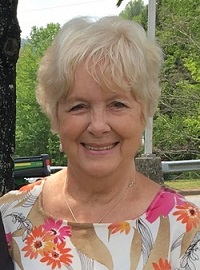Carolyn Leonhardt Martin