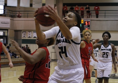 Felecity Havens leads Mount Olive in scoring this season. Photo courtesy- Mt. Olive Athletics.