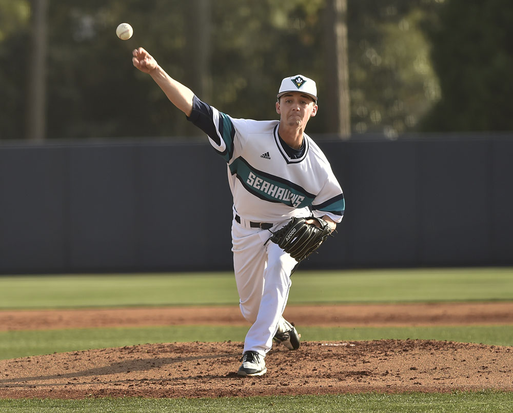 Austin Warren gave UNCW a solid start on the mound. Photo courtesy- UNCW sports
