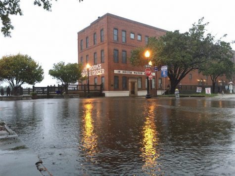 Wilmington's low-lying areas are prone to flooding; that situation is unlikely to improve as sea levels rise. This photo was taken last fall after Hurricane Matthew. (Port City Daily file photo / HANNAH LEYVA)