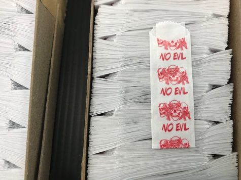 Detectives found nearly 20,000 bindles ready to be filled. (Port City Daily photo / BENJAMIN SCHACHTMAN)