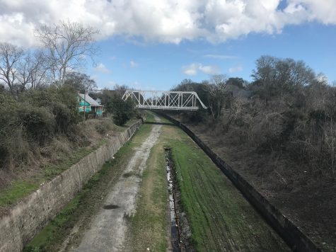 The Wilmington Downtown Lead, abandoned by CSX in 1990, has been considered on and off for years as the site for a public space. Could private investment help tip the scales? (Port City Daily photo | BENJAMIN SCHAHCTMAN)