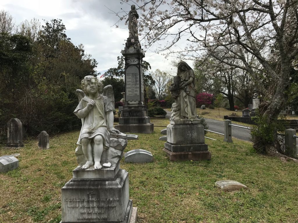In the left foreground, a traditional angel, on the right, 'en femme pleur,' the weeping woman. (Port City Daily photo | BENJAMIN SCHACHTMAN)