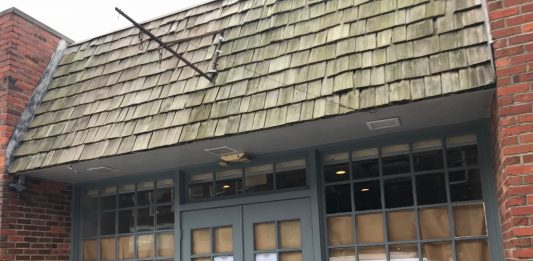 Crust Kitchen and Cocktails plans to open in the former The Greeks spot on Princess Street in downtown Wilmington. (Port City Daily photo | Benjamin Schachtman)