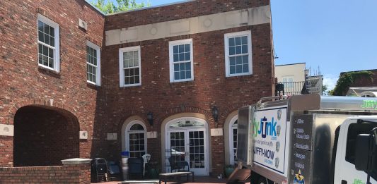 The sale of the Cape Fear Serpentarium has been approved by an a New Hanover County Superior Court.