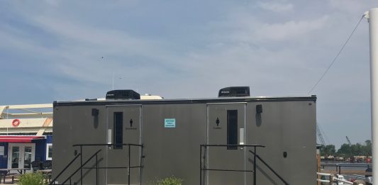 It has been one year since the city's deadline for public bathrooms on the Riverwalk has passed. The process has been delayed by PDD's architectural control over the area -- something the city may now have to deal directly with. (Port City Daily photo | Benjamin Schachtman)