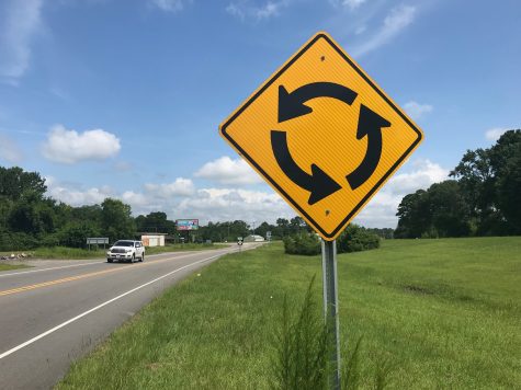 Drivers in the Wilmington area may not be familiar with the roundabout, but they're becoming increasingly popular with NCDOT planners. (Port City Daily photo | Benjamin Schachtman)