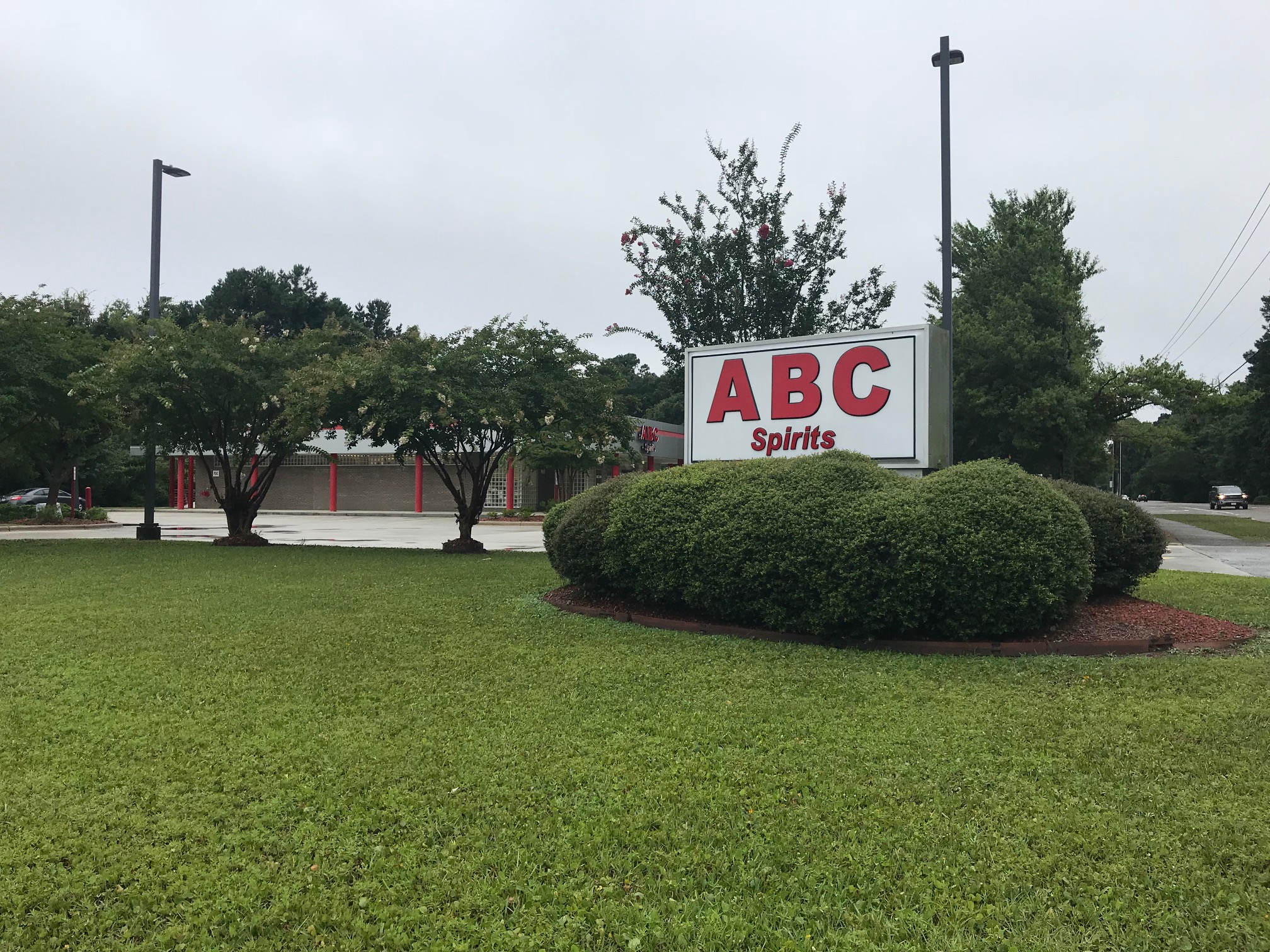 The city is spending over four times the value of its current ABC store on Wrightsville Avenue to build a new store, a quarter-mile away. (Port City Daily photo | Benjamin Schachtman)