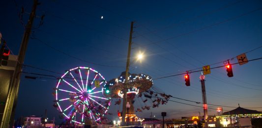 Carolina Beach Boardwalk Amusement Park, 8:19 p.m. (Port City Daily photo | Mark Darrough)