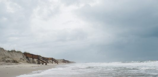 Bacteria levels in areas of Wrightsville Beach are "elevated" according to the North Carolina Coastal Federation. (Port City Daily photo/Mark Darrough)