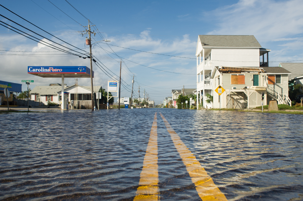 Flooding at Lake Park Boulevard and Spartanburg Avenue in Carolina Beach, Monday, September 18, 2018. (Port City Daily photo | Mark Darrough)