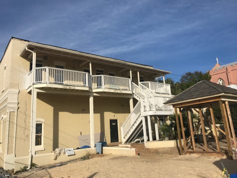 The Hotel Riverwalk, formerly the Wilmington Inn, is looking to expand. (Port City Daily photo / Benjamin Schachtman)