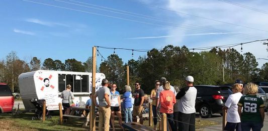 Food trucks like Wilmington's Joe Loves Lobster Rzolls, pictured here outside Salty Turtle Beer Company, are facing increased restrictions or an outright ban in Surf City. (Port City Daily photo/Courtesy Salty Turtle Beer Co.)
