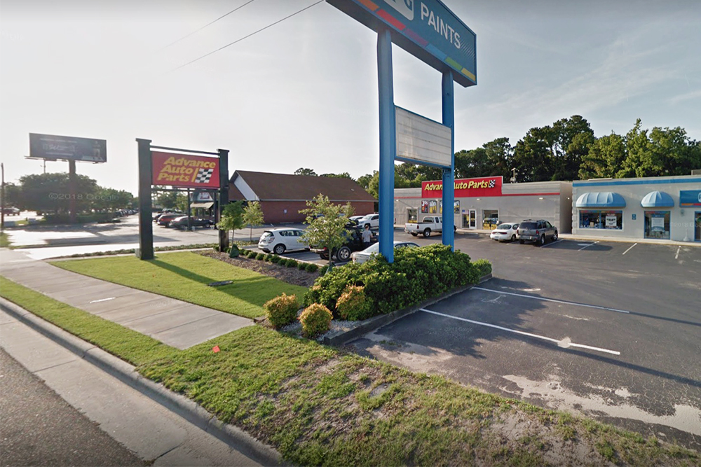 This image was used as an example in a recent City of Wilmington presentation on different types of "street frontage," with Advanced Auto Parts on Oleander Drive having greater curb appeal than its neighbor. (Port City Daily photo/Courtesy Google Maps)