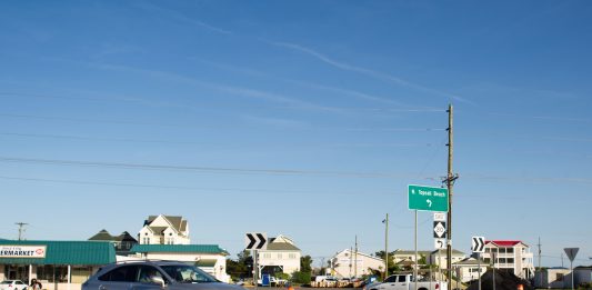 The NCDOT has allocated $500,000 from the bridge project for landscaping projects around the new roundabouts and down Roland Ave. (Port City Daily photo/Mark Darrough)
