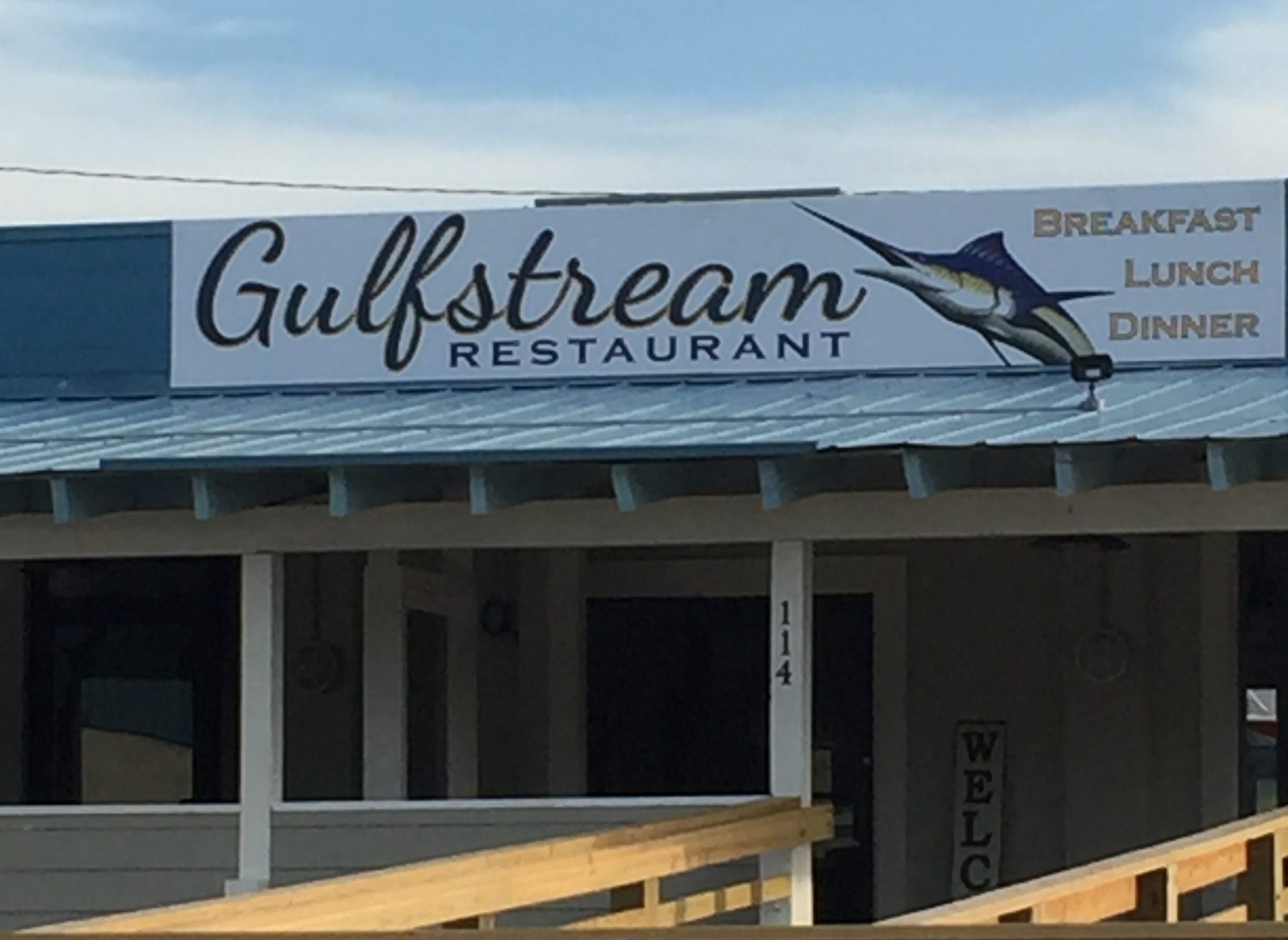 The newly-opened Gulfstream Restaurant took over the long-time location of the beloved Causeway Cafe. (Port City Daily photo / Elizabeth Devido)