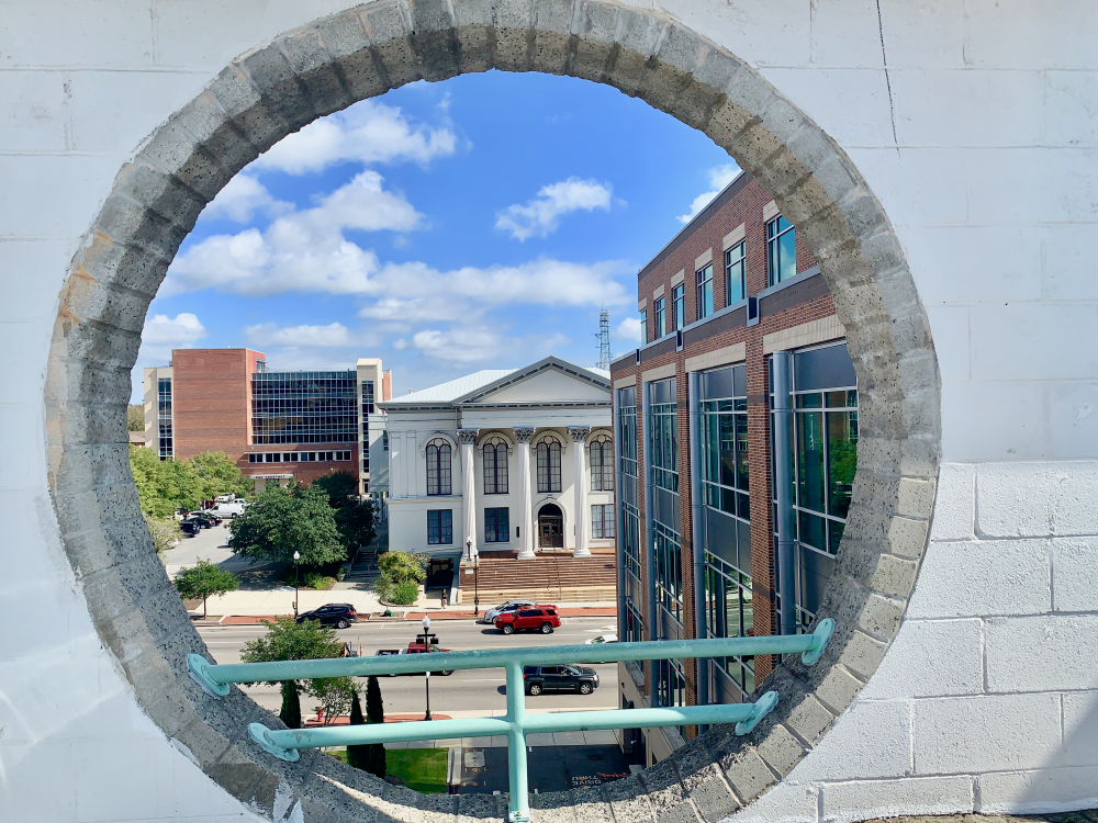 The City of Wilmington's short term rental laws seem to contradict state law, but according to a local a representative (and a blog post from UNC), for now, they seem to be permitted (Port City Daily/Michael Praats)