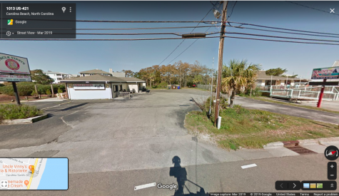 A new restaurant is planned for a location between two existing ones in Carolina Beach (Port City Daily/File) 