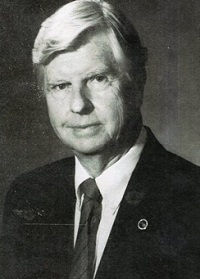 E.L. 'Matt' Mathews Jr.