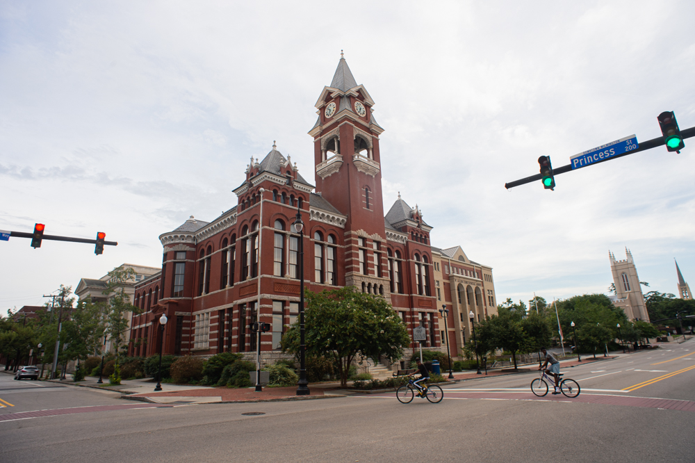 The New Hanover County Courthouse is busier than usual handling eviction cases, expected to continue hitting the courtroom as ejectment moratoriums expire. (Port City Daily photo/Mark Darrough)
