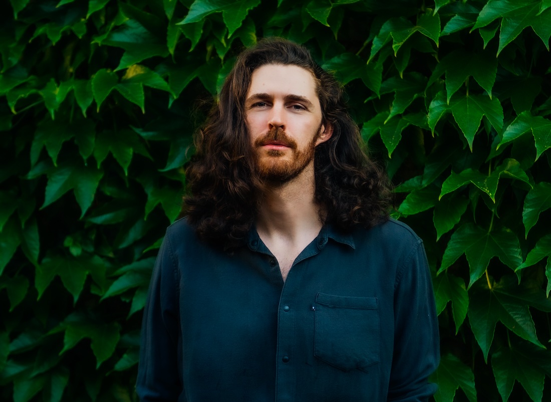 does hozier smoke cigarettes Denmark, Copenhagen - November 28, 2018. The Irish singer, songwriter and musician is here portrayed before a live concert in Copenhagen. (Photo credit: Gonzales Photo - Samy Khabthani Stock Photo Please don't smoke Hozier 24/7