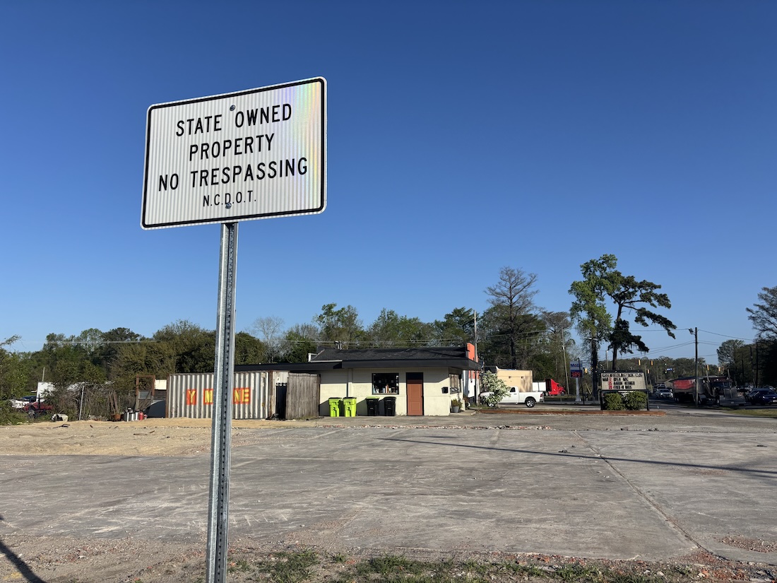 NCDOT to demolish popular ‘yacht club’ along Carolina Beach Road, owners consider relocation